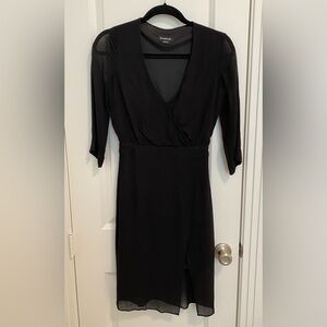 Bebe Chiffon Knee-Length Dress size 0